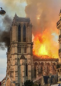 vv20191106-2Notre Dame Fire