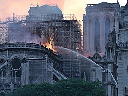 vv20191106-3Notre Dame Fire